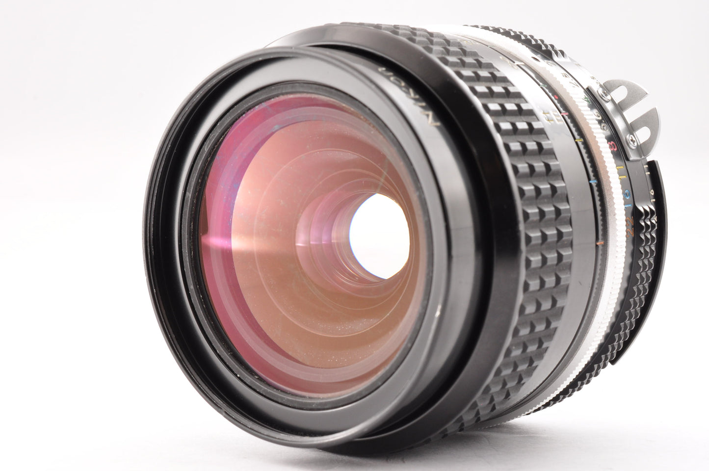 [Exc+4] Nikon Ai NIKKOR 24mm f/2 MF Wide Angle Lens