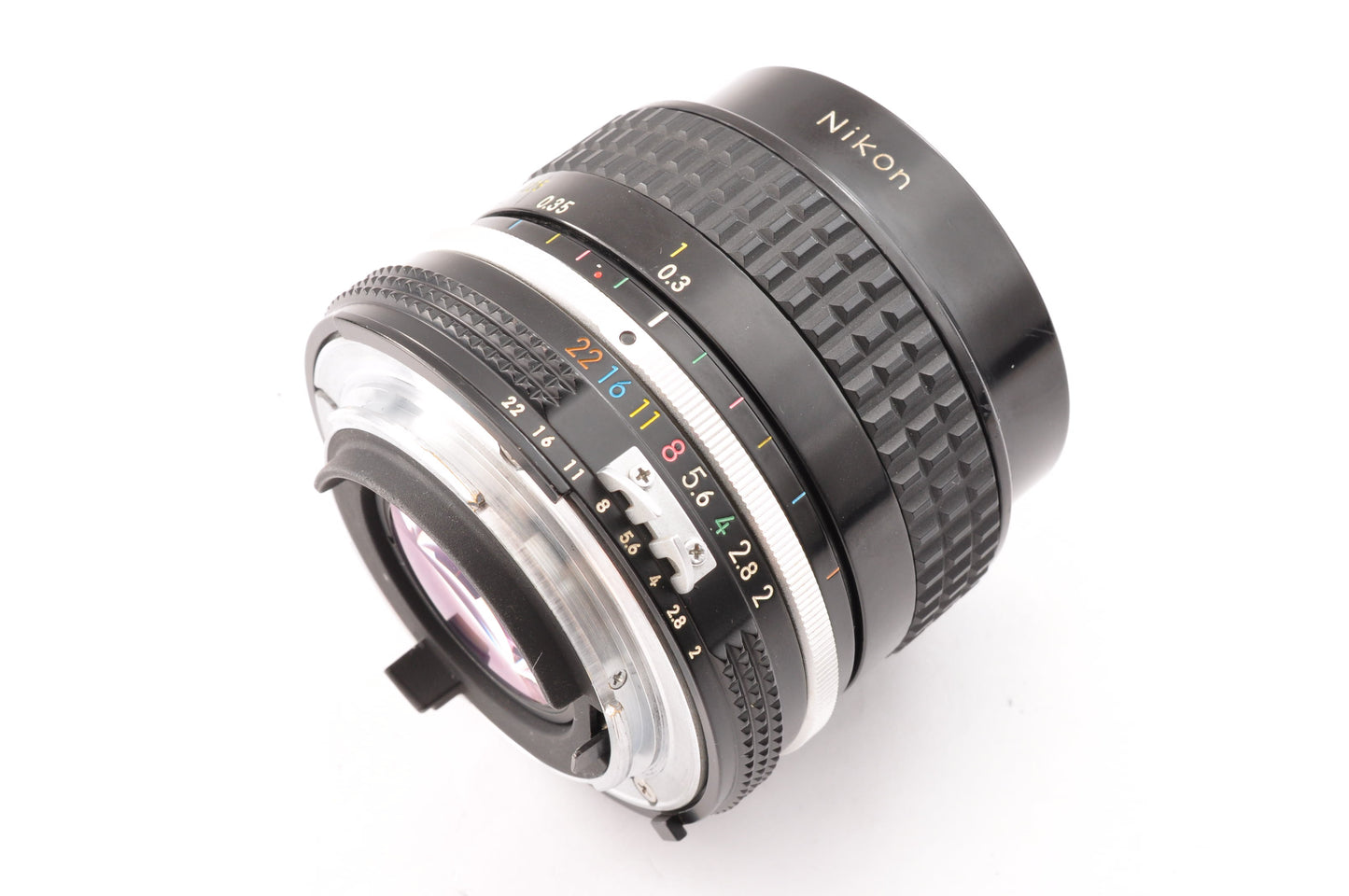 [Exc+4] Nikon Ai NIKKOR 24mm f/2 MF Wide Angle Lens