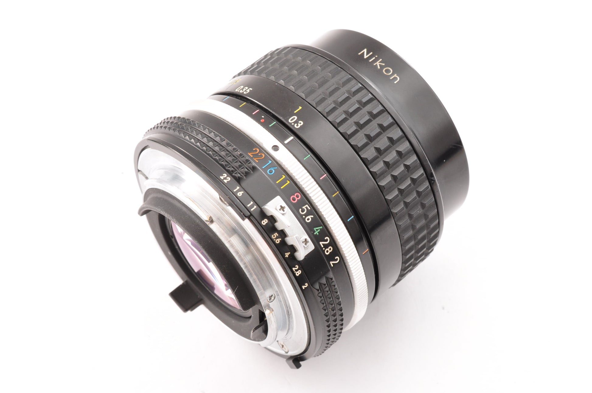 [Exc+4] Nikon Ai NIKKOR 24mm f/2 MF Wide Angle Lens