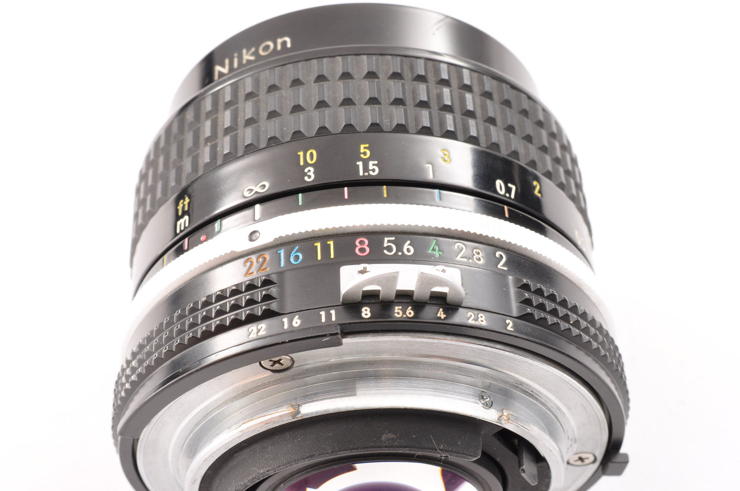 [Exc+4] Nikon Ai NIKKOR 24mm f/2 MF Wide Angle Lens