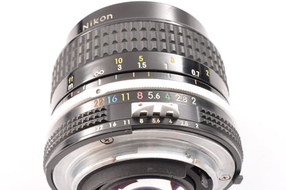 [Exc+4] Nikon Ai NIKKOR 24mm f/2 MF Wide Angle Lens