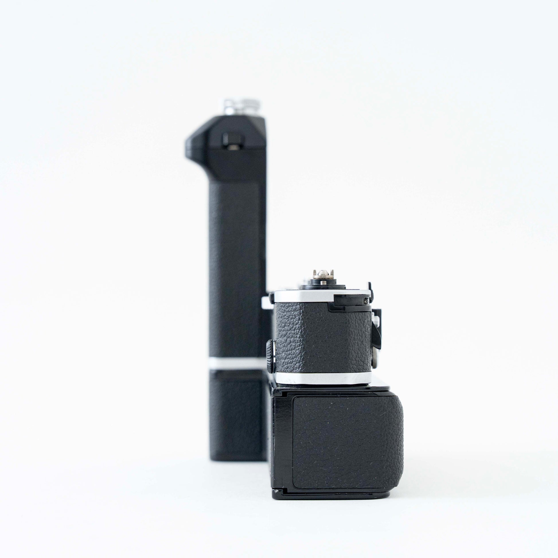 [Exc+4] Nikon MD-2 Motor Drive + MB-1 Battery Pack for F2