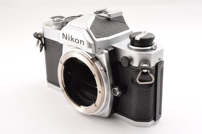 [Exc+5] Nikon FM Silver + Zoom-NIKKOR 43-86mm f/3.5