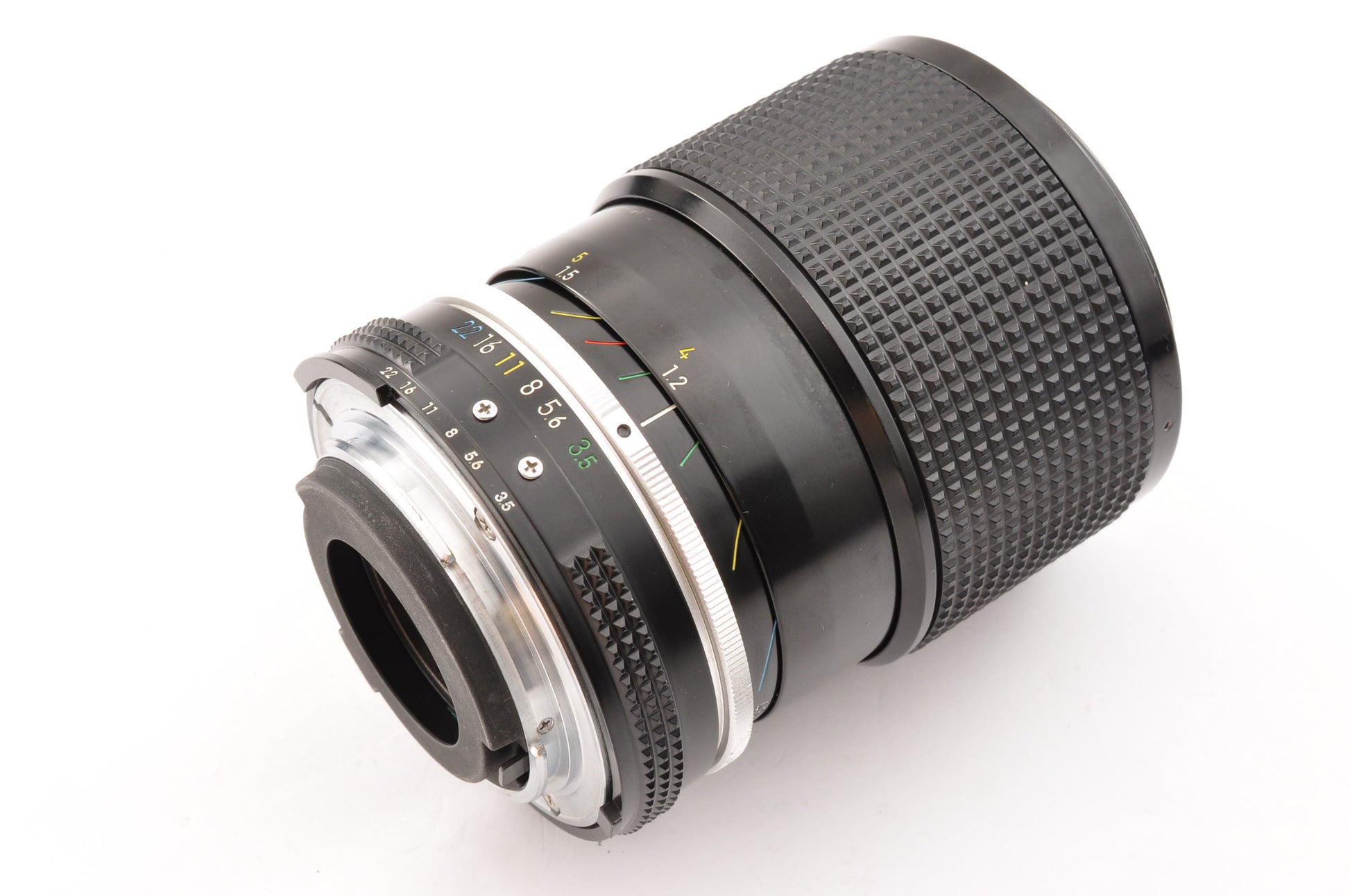 [Exc+5] Nikon FM Silver + Zoom-NIKKOR 43-86mm f/3.5