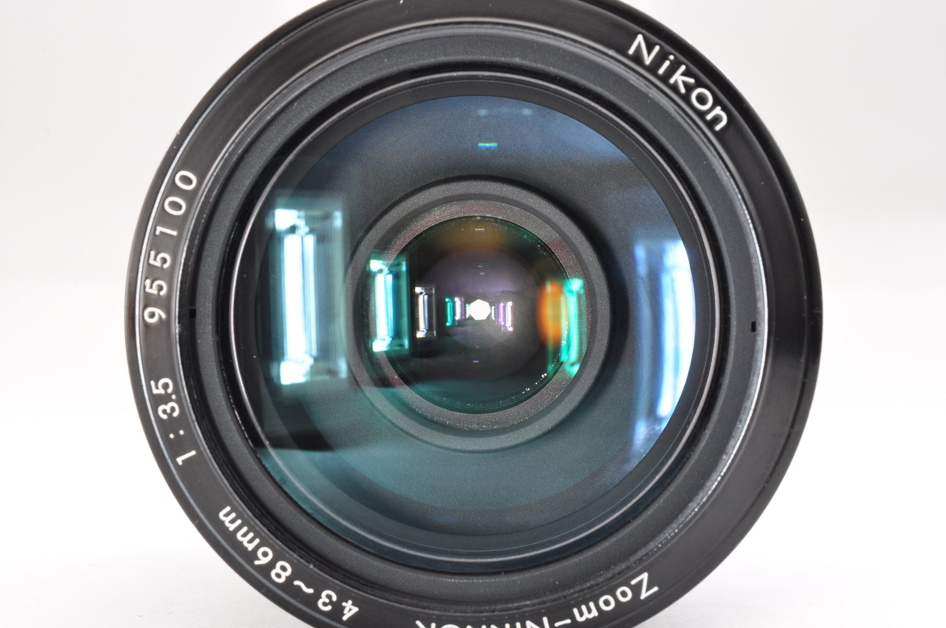 [Exc+5] Nikon FM Silver + Zoom-NIKKOR 43-86mm f/3.5