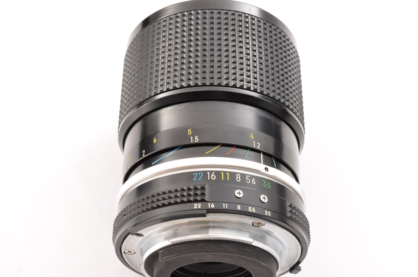[Exc+5] Nikon FM Silver + Zoom-NIKKOR 43-86mm f/3.5