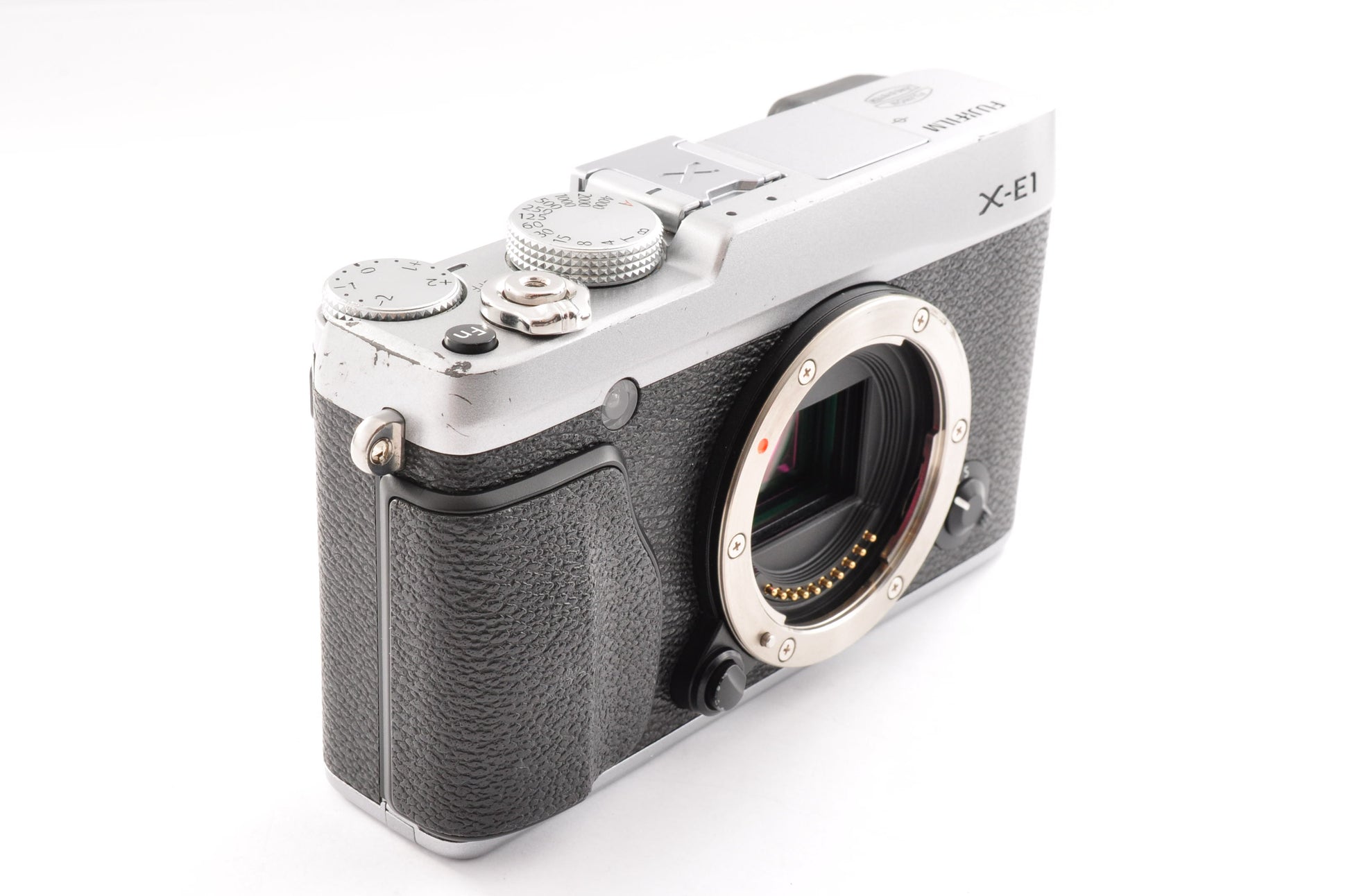 [Exc+5] FUJIFILM X-E1 Mirrorless Digital Camera
