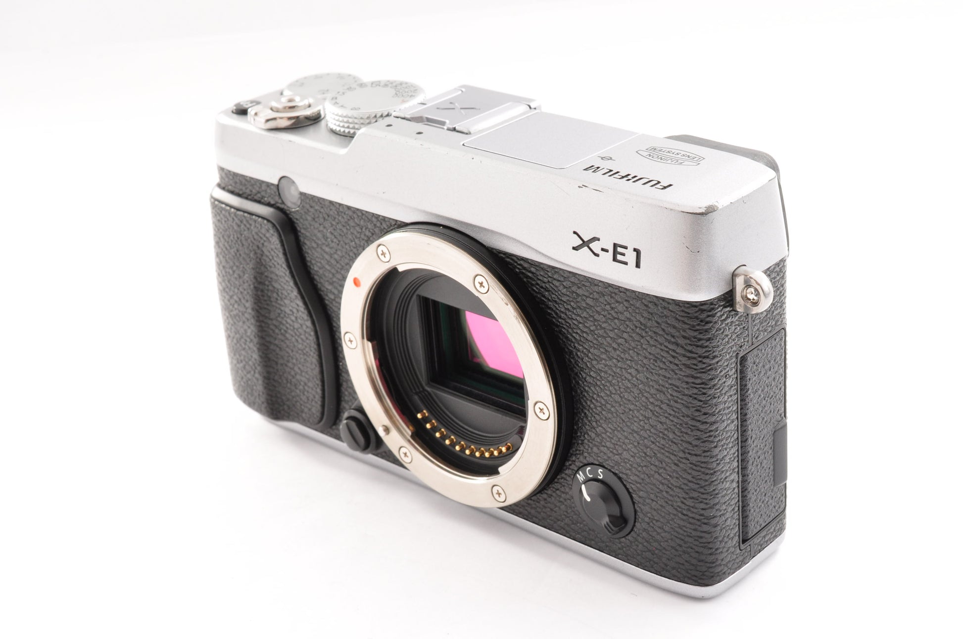[Exc+5] FUJIFILM X-E1 Mirrorless Digital Camera