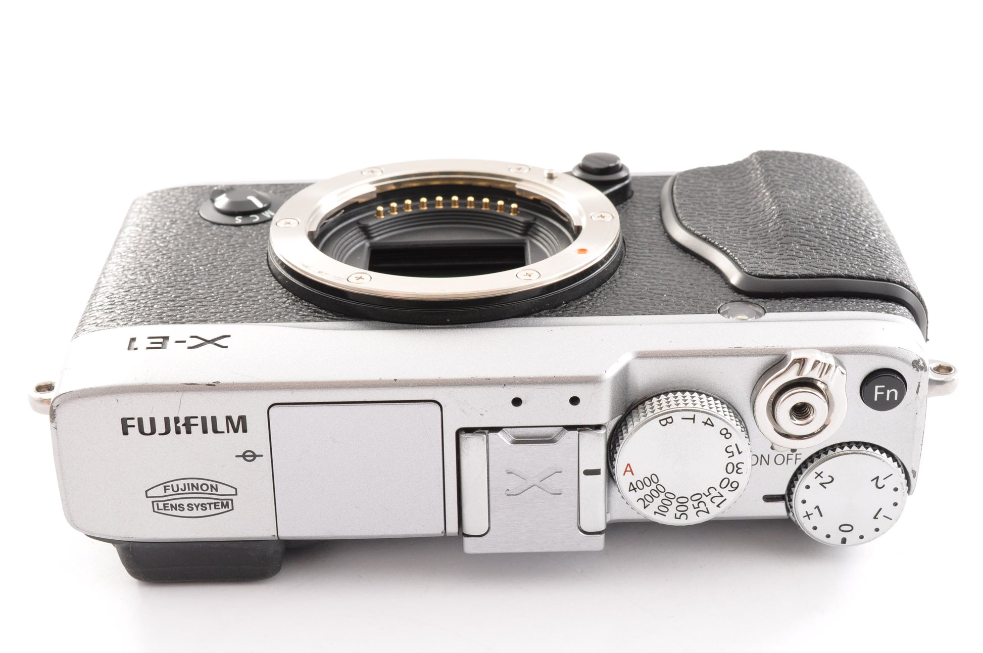 [Exc+5] FUJIFILM X-E1 Mirrorless Digital Camera