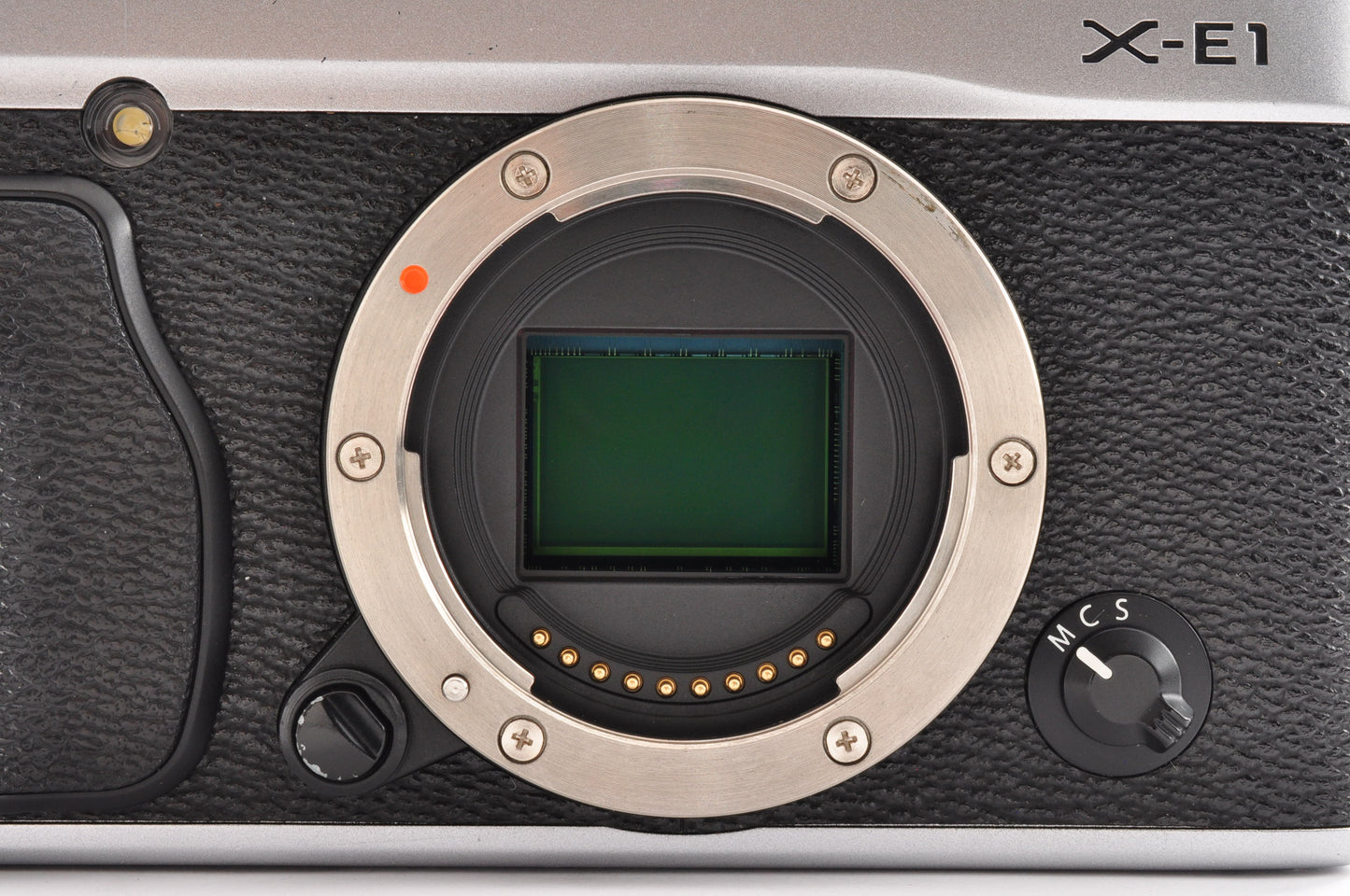 [Exc+5] FUJIFILM X-E1 Mirrorless Digital Camera