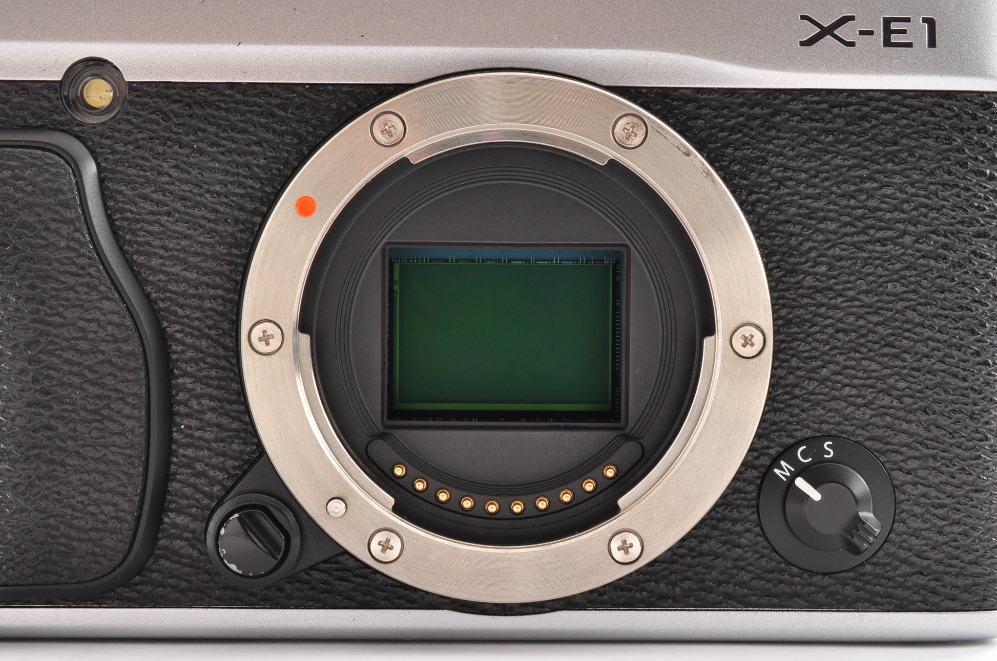 [Exc+5] FUJIFILM X-E1 Mirrorless Digital Camera