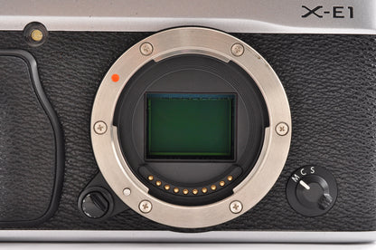 [Exc+5] FUJIFILM X-E1 Mirrorless Digital Camera