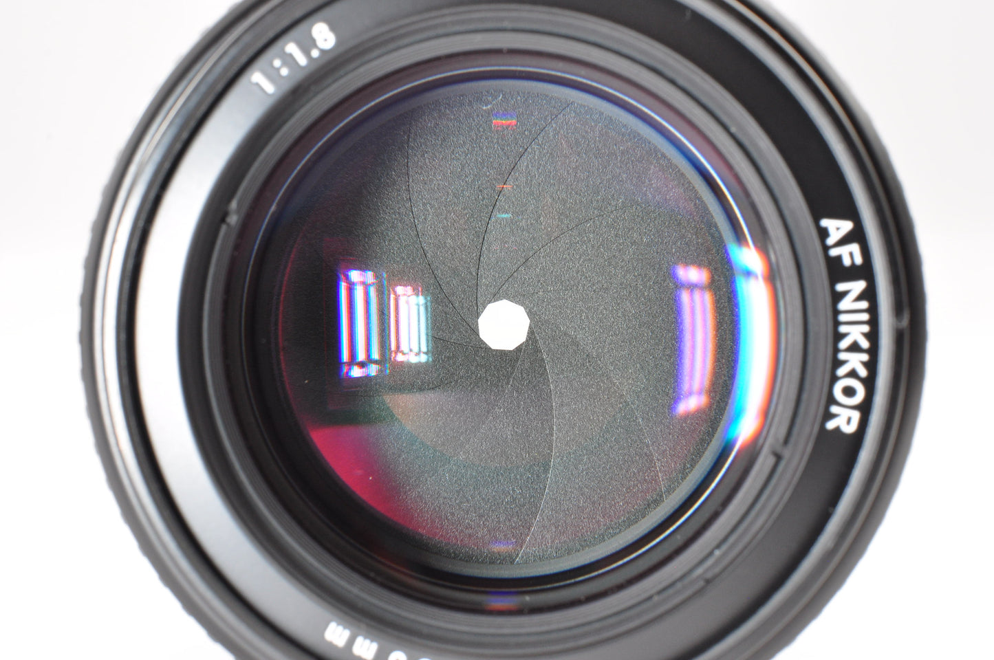 [Exc+5] Nikon AF NIKKOR 85mm f/1.8 Lens