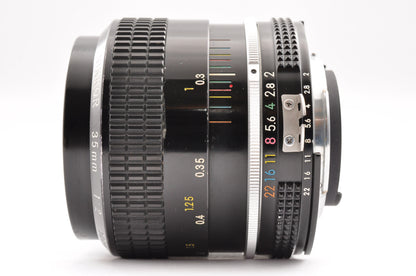 [Exc+4] Nikon Ai NIKKOR 35mm f/2 MF Lens