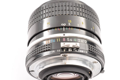 [Exc+4] Nikon Ai NIKKOR 35mm f/2 MF Lens
