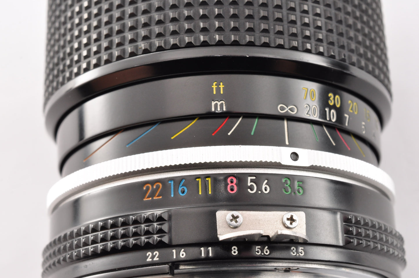 [Exc+5] Nikon Ai NIKKOR 43-86mm f/3.5 Zoom Lens
