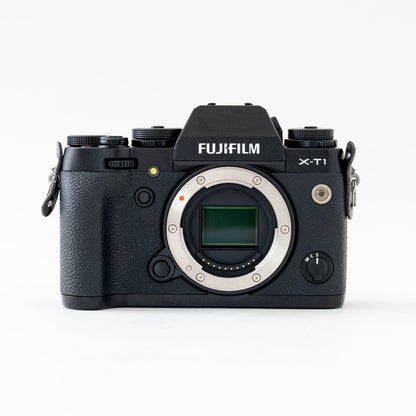 [N Mint] Fujifilm X-T1 Mirrorless Digital Camera