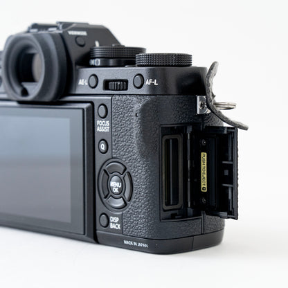[N Mint] Fujifilm X-T1 Mirrorless Digital Camera