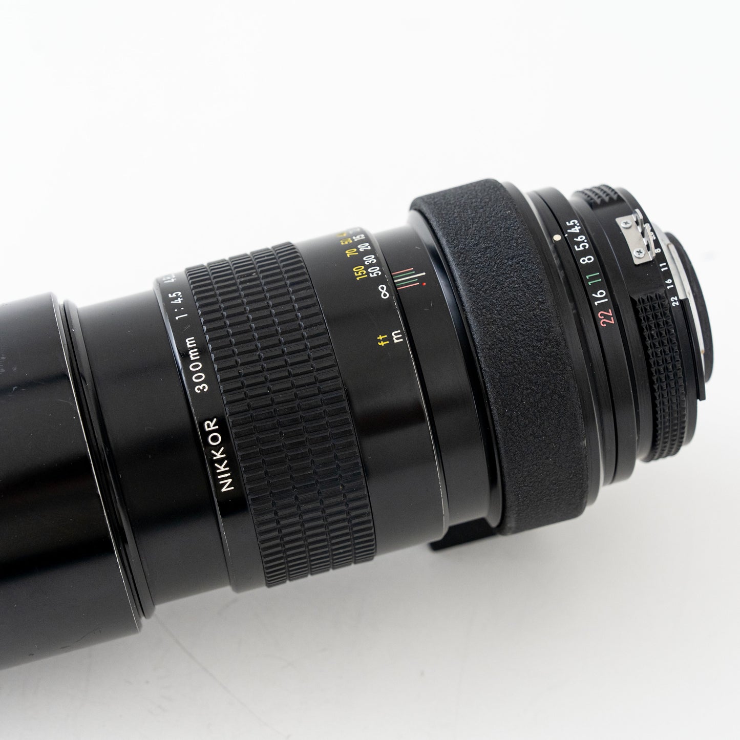 [Exc+5] Nikon Ai NIKKOR 300mm f/4.5 Telephoto Lens