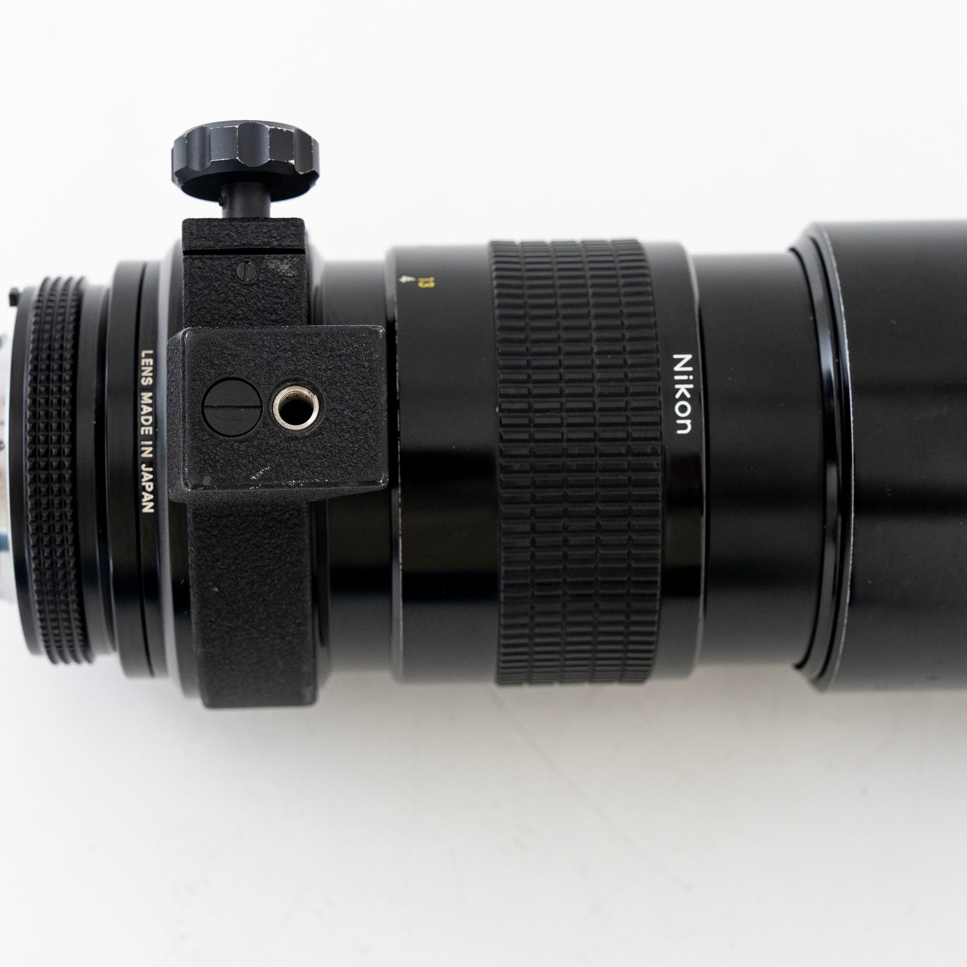 [Exc+5] Nikon Ai NIKKOR 300mm f/4.5 Telephoto Lens