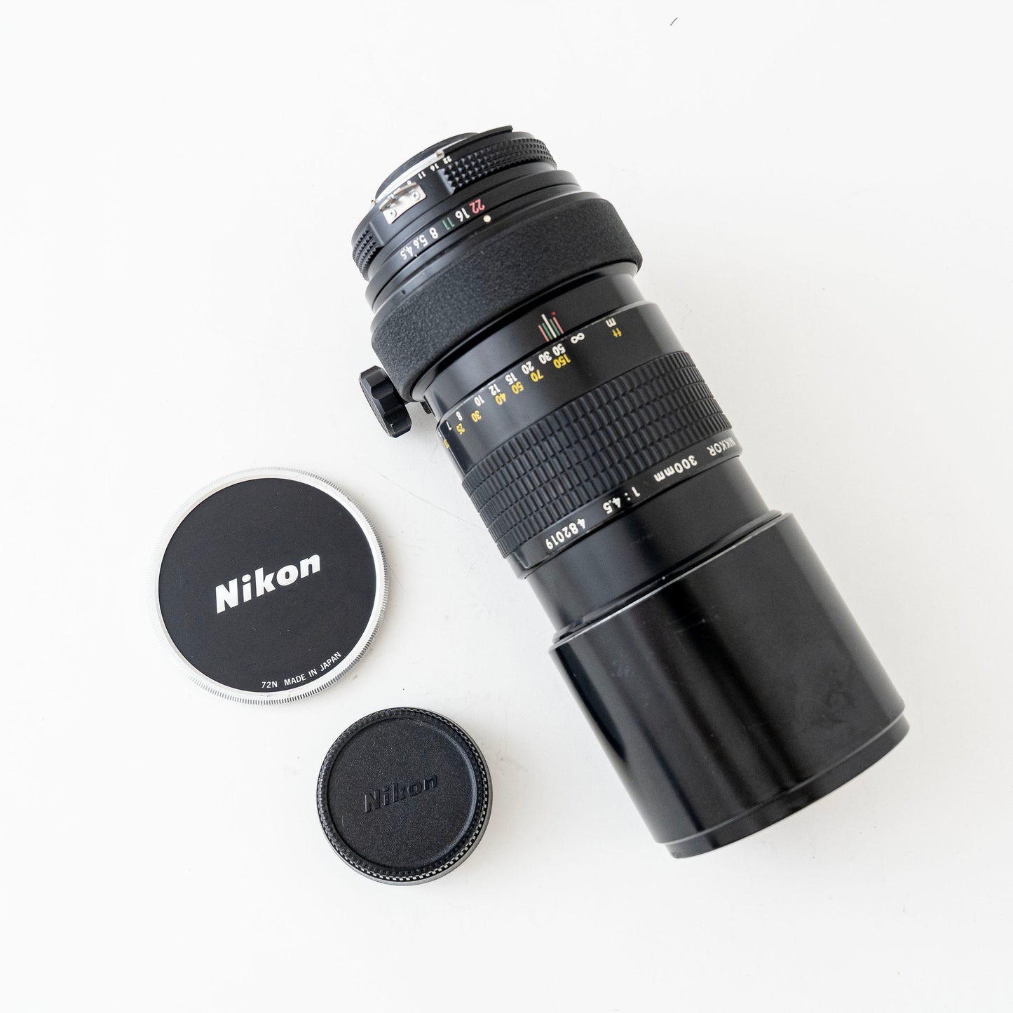 [Exc+5] Nikon Ai NIKKOR 300mm f/4.5 Telephoto Lens