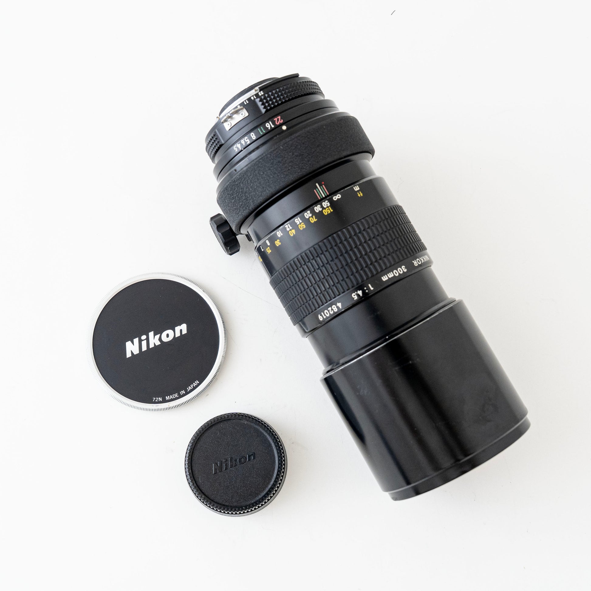 [Exc+5] Nikon Ai NIKKOR 300mm f/4.5 Telephoto Lens