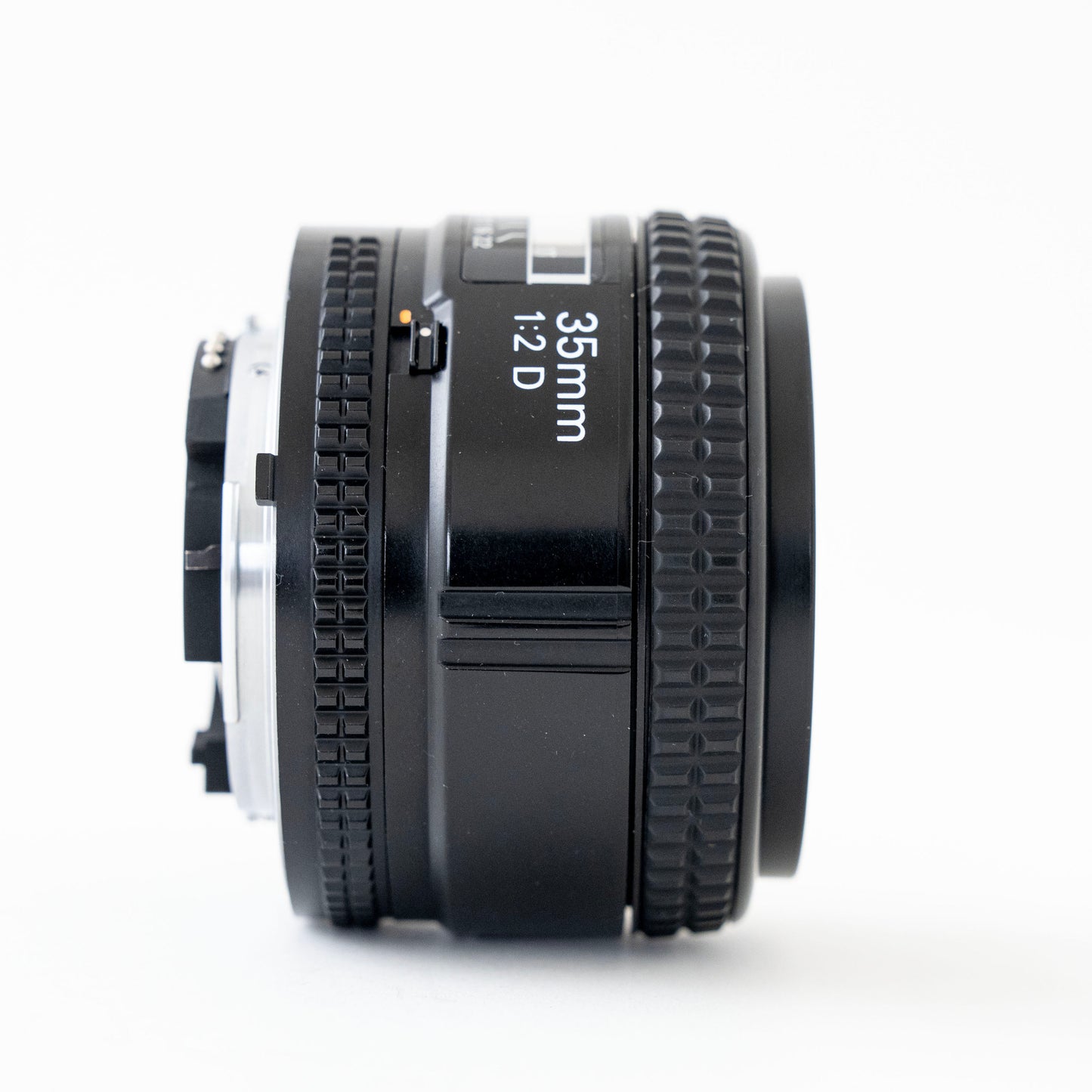 [Exc+5] Nikon AF NIKKOR 35mm f/2 D Lens