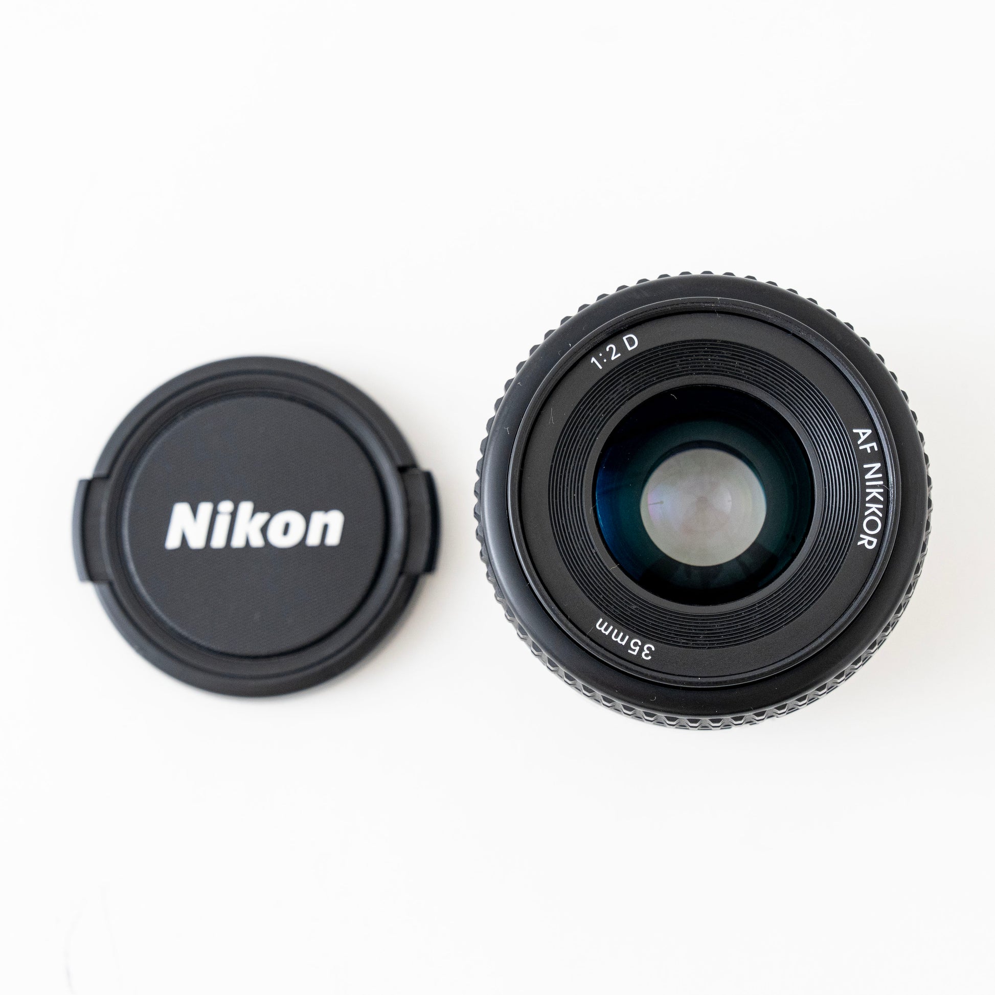 [Exc+5] Nikon AF NIKKOR 35mm f/2 D Lens