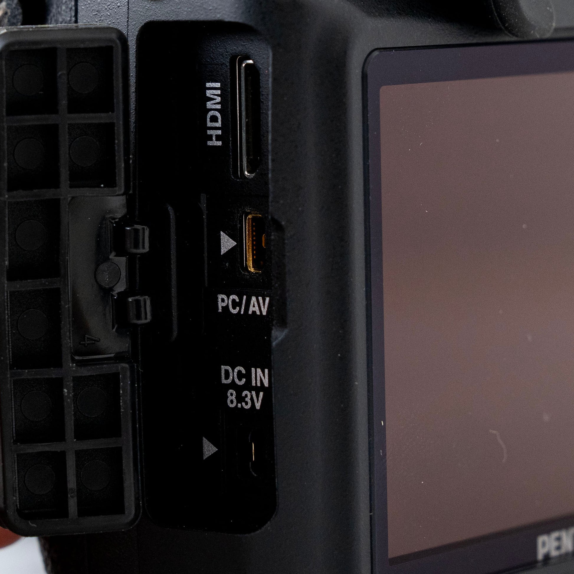 [N Mint] Pentax K-5 Digital SLR Camera SC:3,955