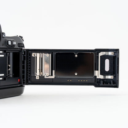[Exc+5] Nikon F100 35mm SLR Film Camera