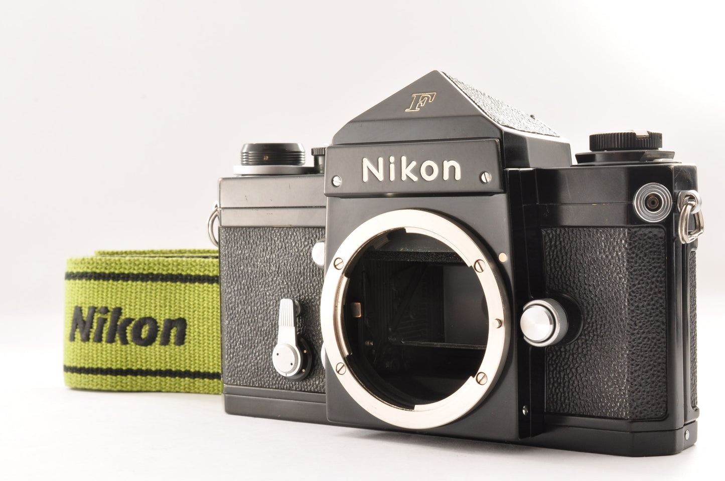 [Exc+4] Nikon F Eye level 35mm SLR Film Camera