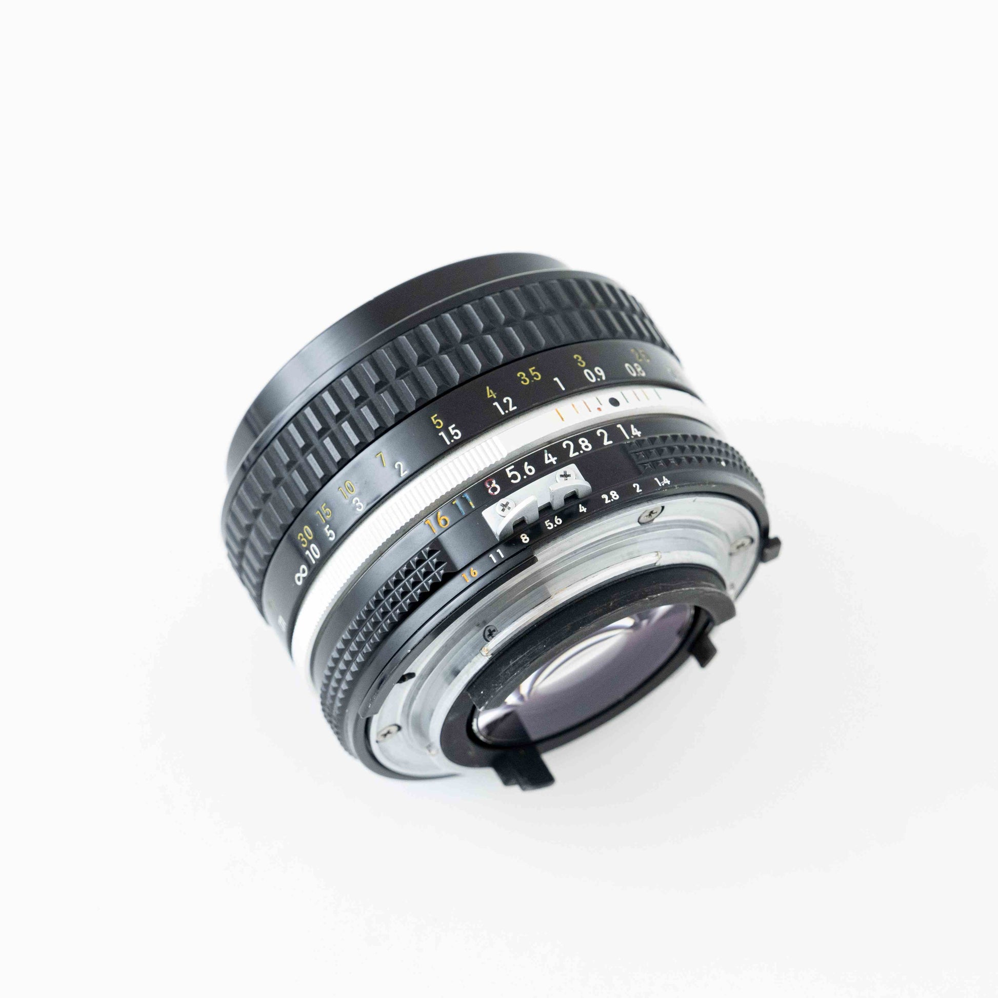 [Exc+5] Nikon Ai NIKKOR 50mm f/1.4 MF Lens