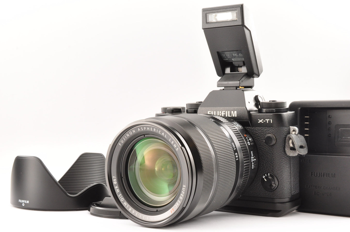 [N Mint] Fujifilm X-T1 + XF ZOOM SUPER EBC XF 18-135mm3.5-5.6