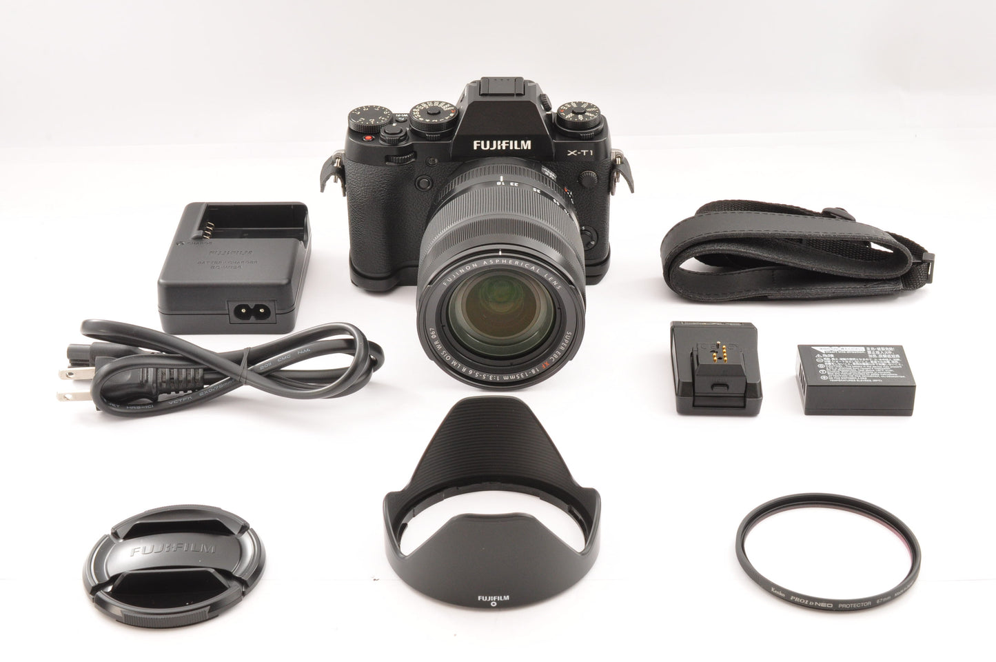 [N Mint] Fujifilm X-T1 + XF ZOOM SUPER EBC XF 18-135mm3.5-5.6