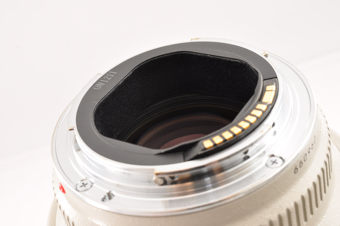[Exc+5] Canon EF 70-200mm f/2.8 L AF Zoom Lens