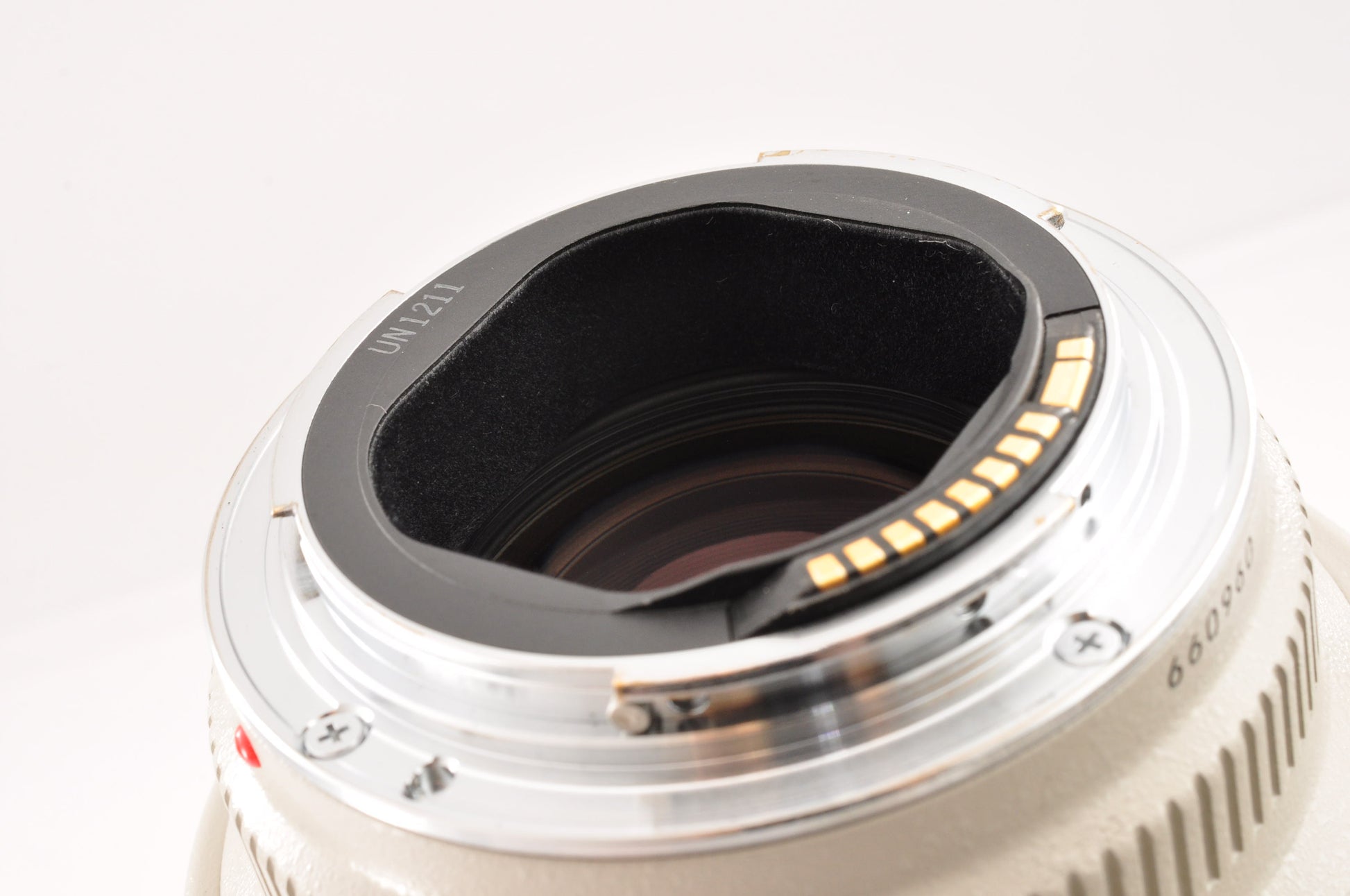 [Exc+5] Canon EF 70-200mm f/2.8 L AF Zoom Lens