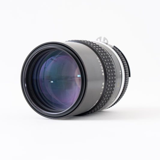 [Exc+5] Nikon Ai NIKKOR 135mm f/2.8 Lens