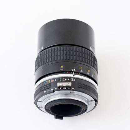[Exc+5] Nikon Ai NIKKOR 135mm f/2.8 Lens