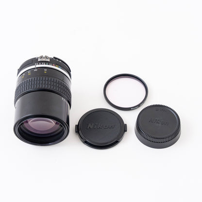 [Exc+5] Nikon Ai NIKKOR 135mm f/2.8 Lens