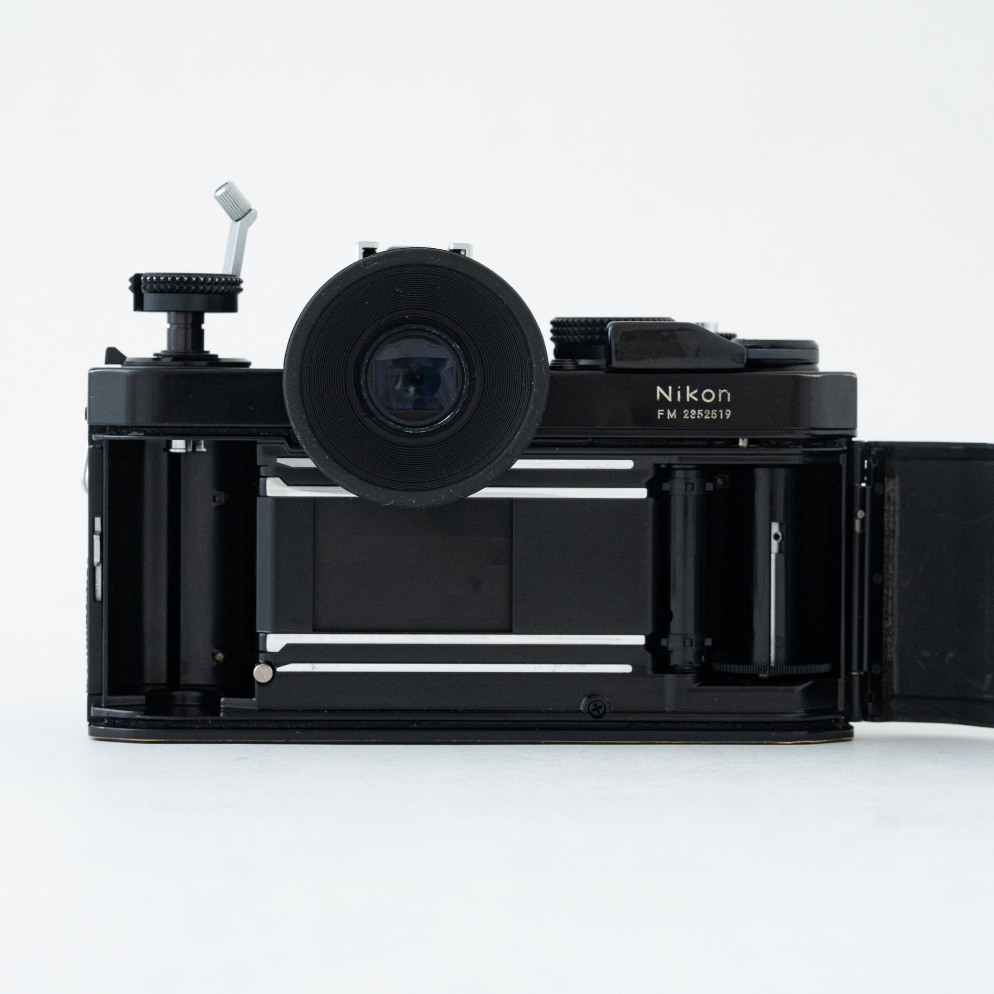 [Exc+4] Nikon FM Black 35mm SLR Film Camera