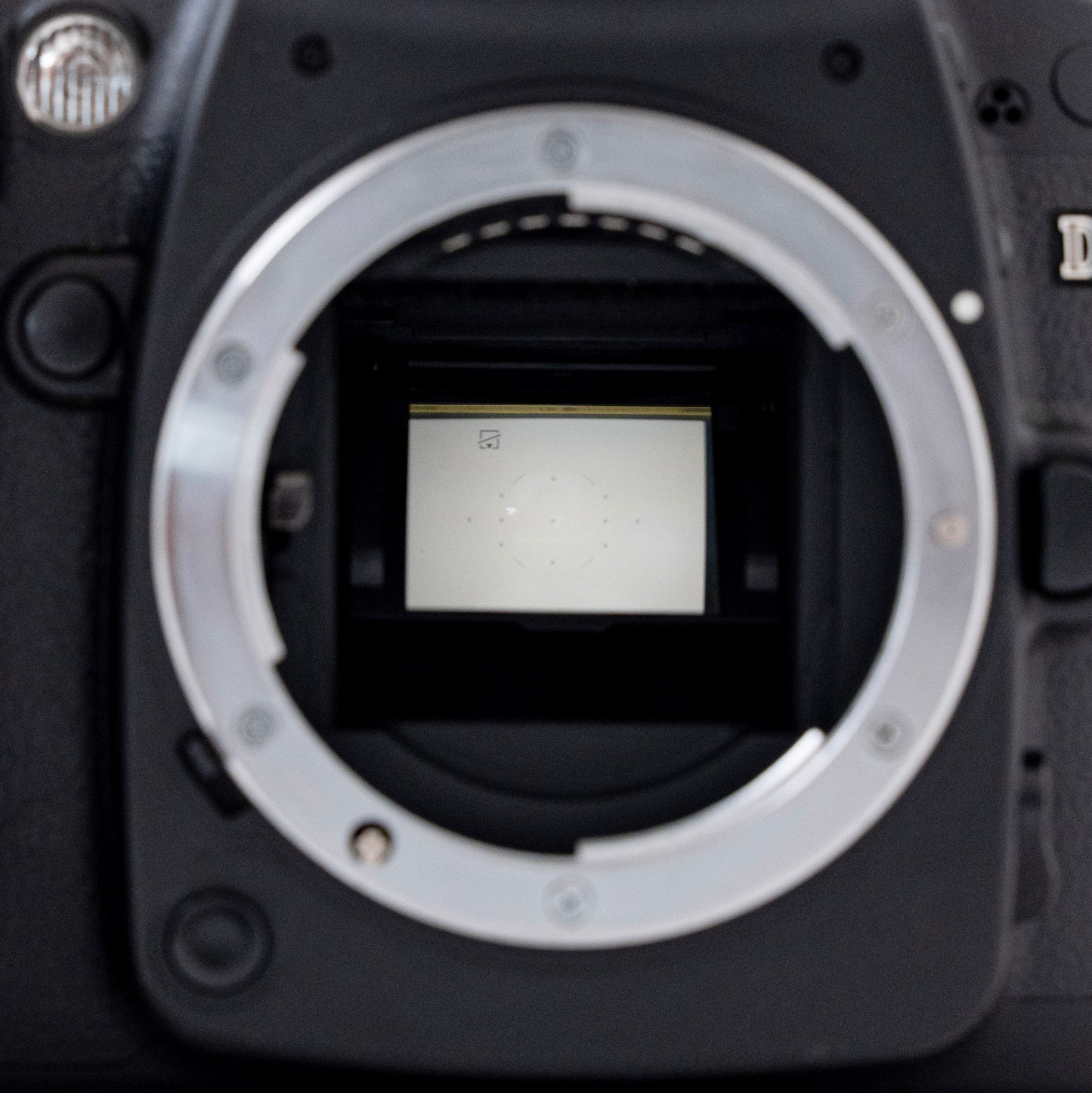 [N Mint] Nikon D90 Digital SLR SC:9,000 + AF-S DX NIKKOR 18-55mm f/3.5-5.6