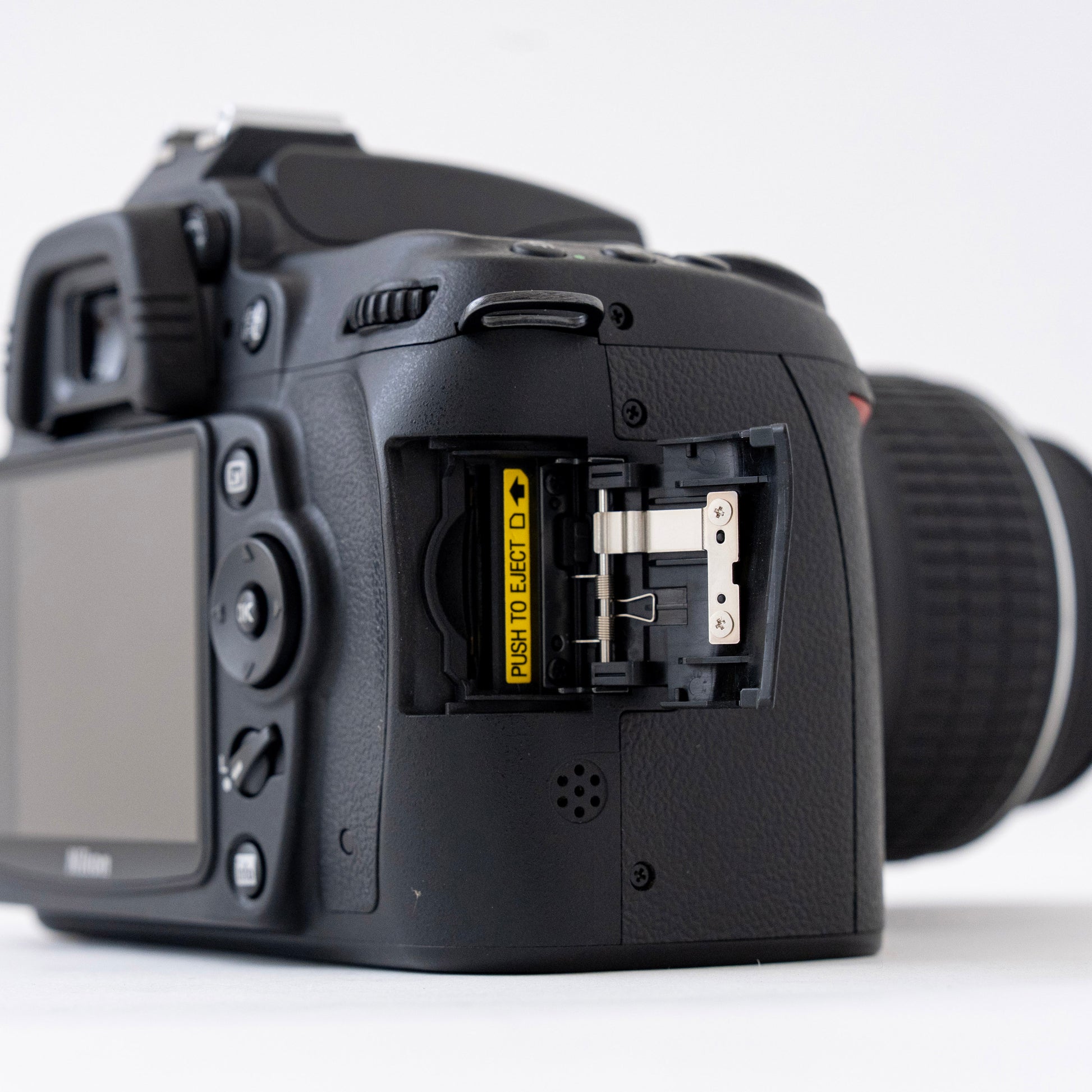 [N Mint] Nikon D90 Digital SLR SC:9,000 + AF-S DX NIKKOR 18-55mm f/3.5-5.6