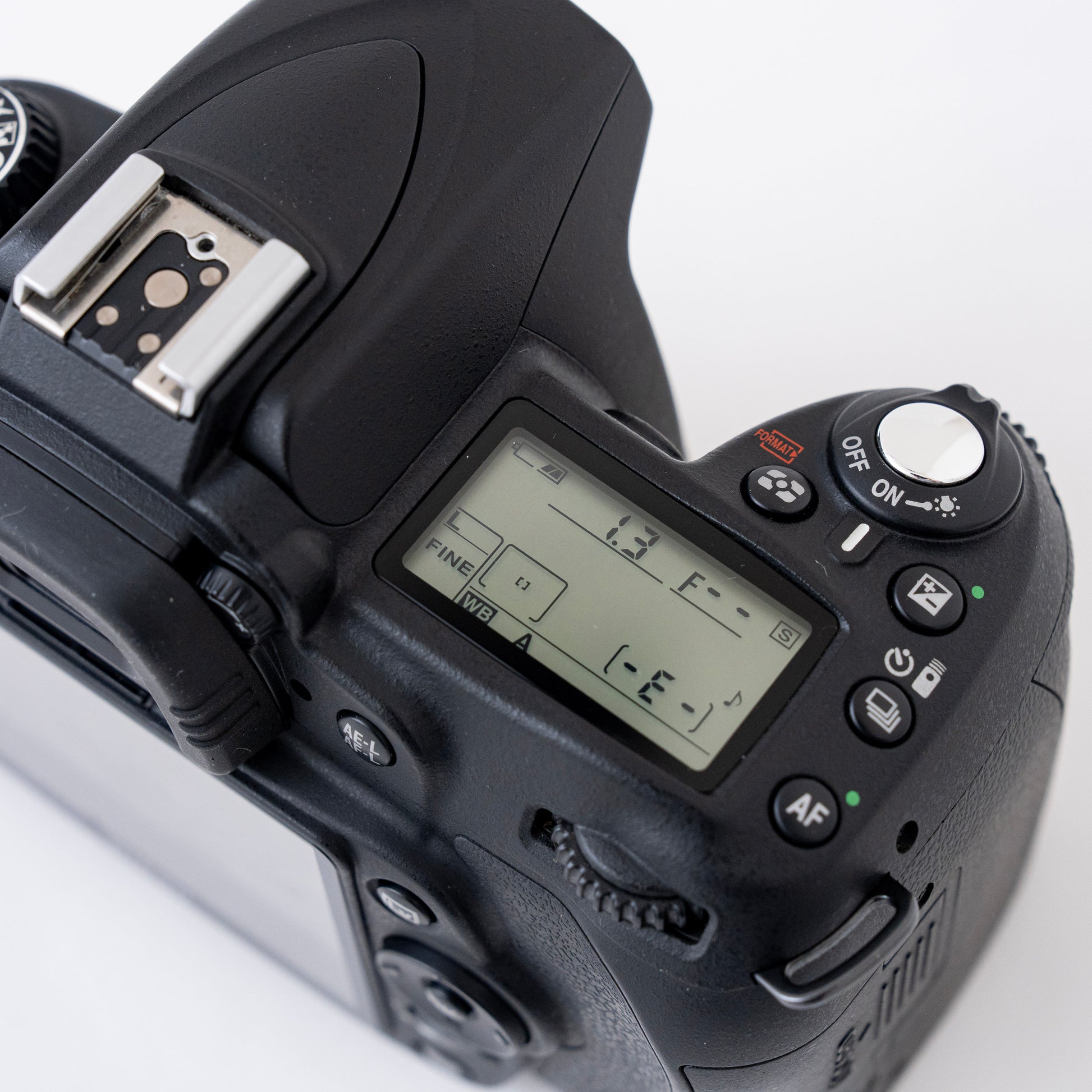 [N Mint] Nikon D90 Digital SLR SC:9,000 + AF-S DX NIKKOR 18-55mm f/3.5-5.6