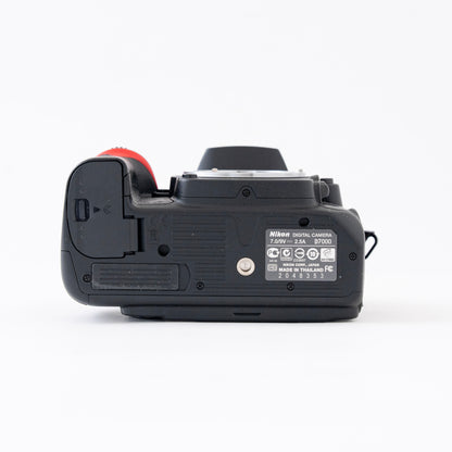 [N Mint] Nikon D7000 Digital SLR Camera SC:400