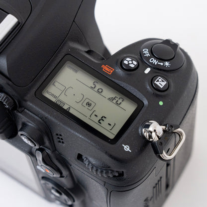 [N Mint] Nikon D7000 Digital SLR Camera SC:400