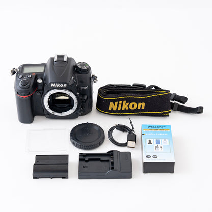 [N Mint] Nikon D7000 Digital SLR Camera SC:400