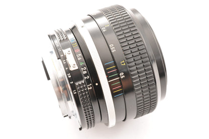 [Exc+5] Nikon Ai NIKKOR 55mm f/1.2 Lens