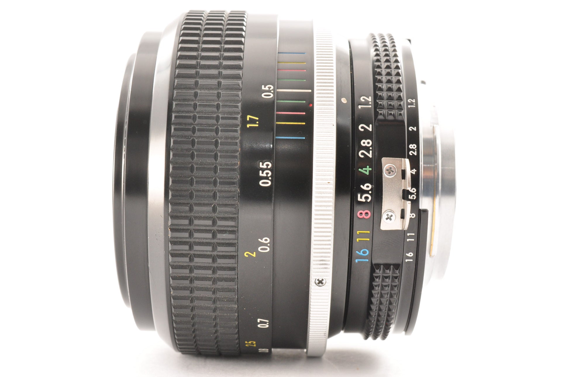 [Exc+5] Nikon Ai NIKKOR 55mm f/1.2 Lens