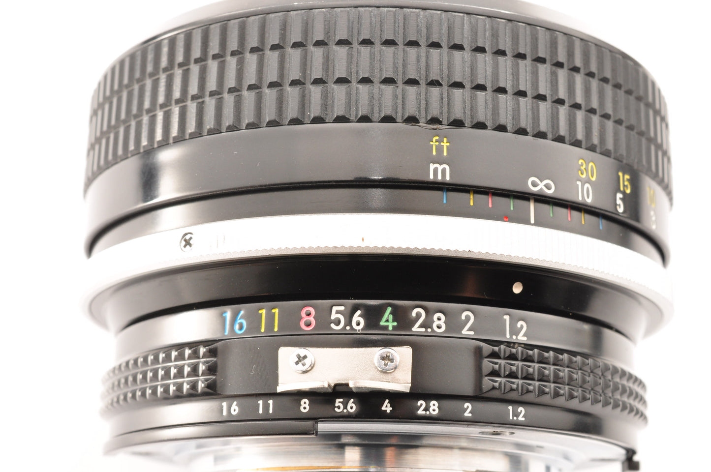[Exc+5] Nikon Ai NIKKOR 55mm f/1.2 Lens