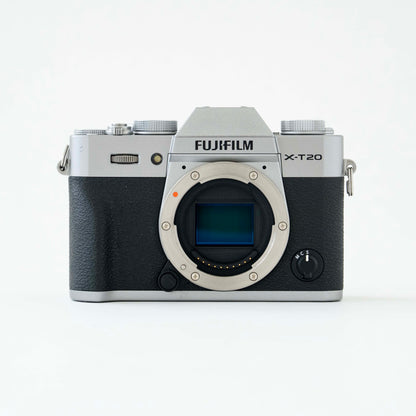 [N Mint] FUJIFILM X-T20 Silver SC:7,800 + XF 18-55mm + XC 50-230mm